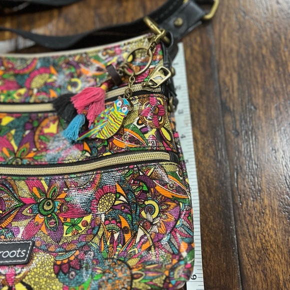 Sakroots crossbody bag with little owl. Great condition. - Picture 3 of 9